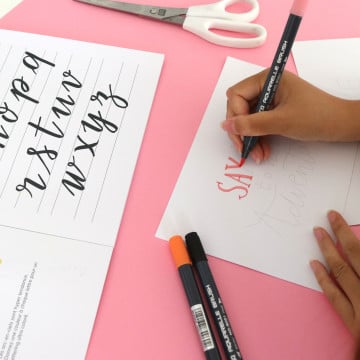 Kit d'initiation au brush lettering - rose/orange
