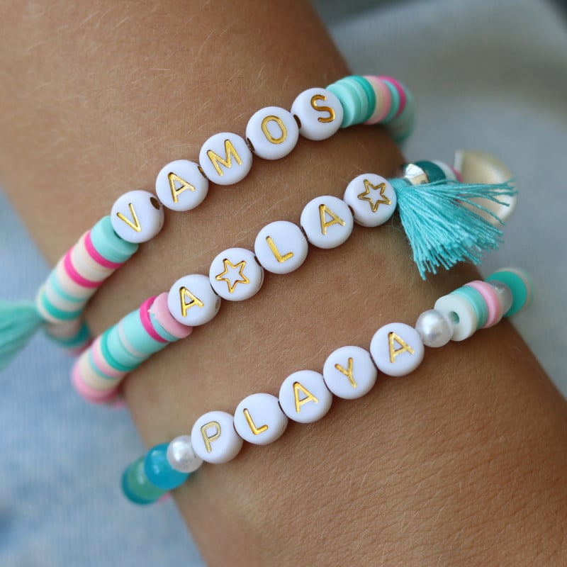 Perles lettres 3 mots pour bracelet à personnaliser - Vamos, A la et Playa