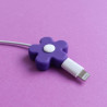 Protège-câble - Fleur violette et blanche