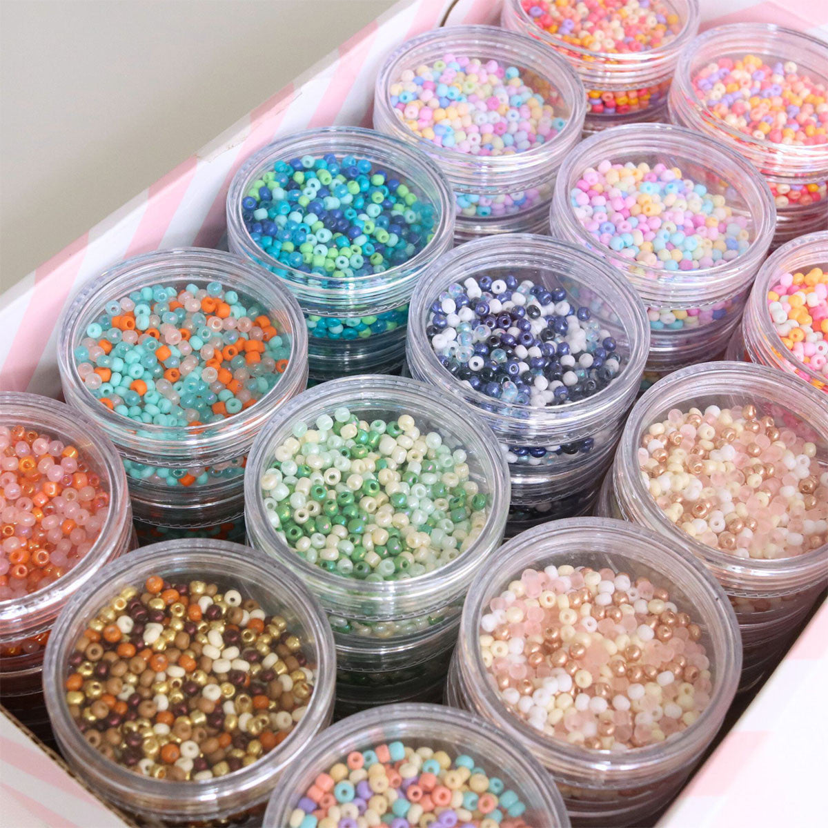 Bar à perles 8 Boîtes - 8 Thèmes