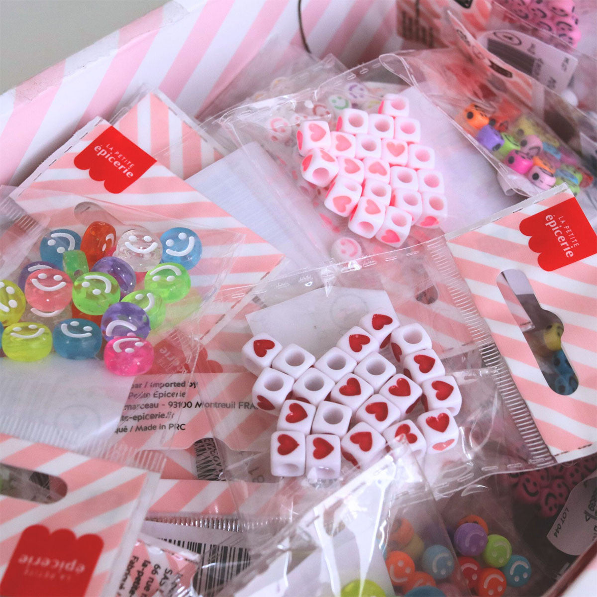 Bar à perles 8 Boîtes - 8 Thèmes