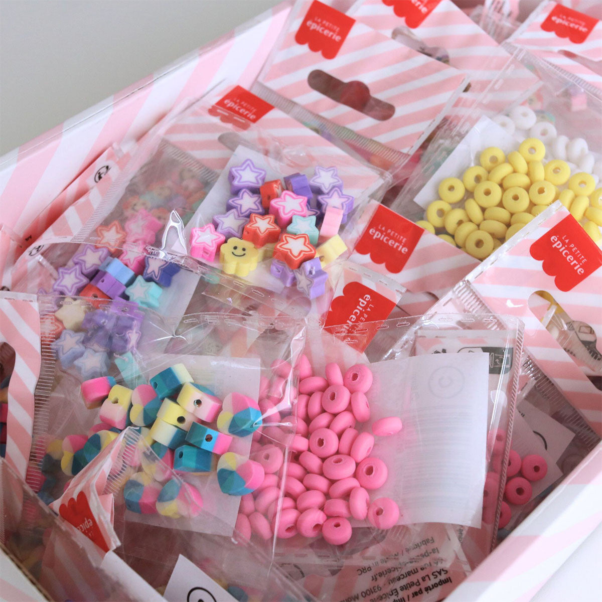 Bar à perles 8 Boîtes - 8 Thèmes